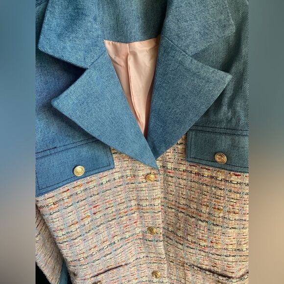 Peekskill Women's denim and tweed-type jacket with gold buttons - Picture 12 of 16